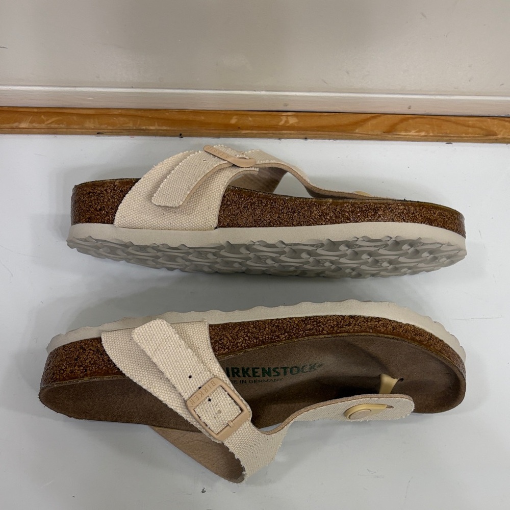 Birkenstock Gizeh Thong Sandals in Beige Canvas Like New Vegan footbed - Picture 8 of 9